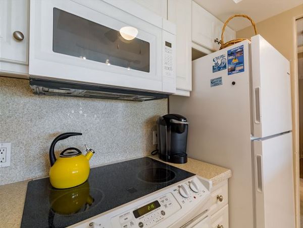 Siesta Key Beach condo Sleeps 4