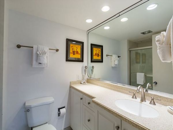 Siesta Key Beach condo Sleeps 4