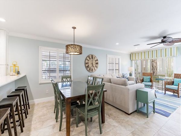 Siesta Key Vacation Rental - Renovated Gulf Side Condo with Pool