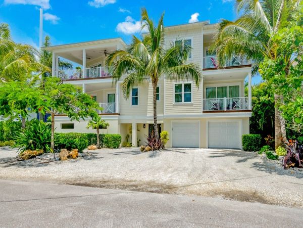Luxury Anna Maria Island 7 Bedroom Vacation Rental Sleeps 18