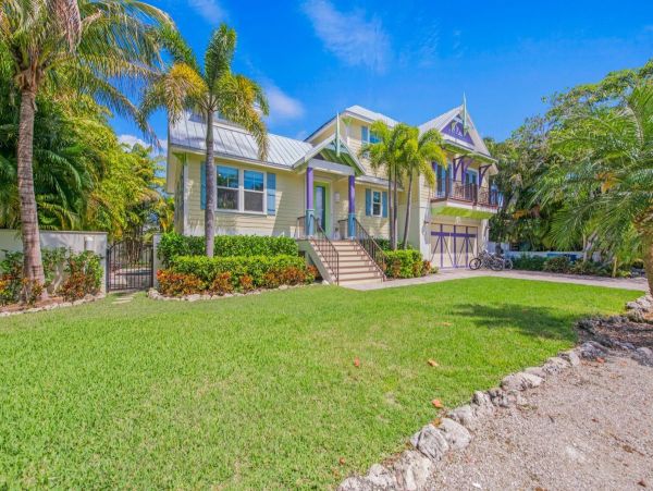 Anna Maria Island Luxury Home With Pool Two Blocks to Beach