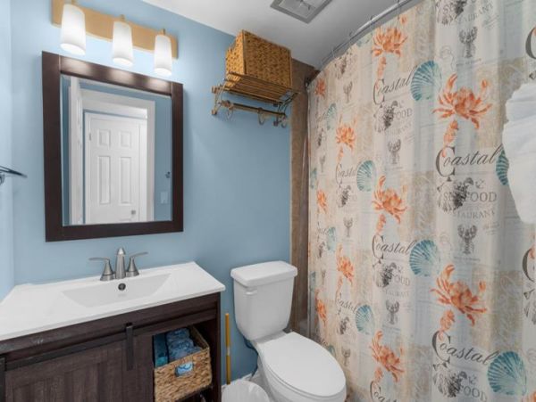 Luxury Two Bedroom Beach Condo Community Pool Sleeps 6