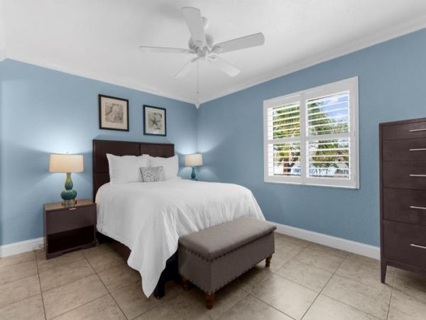 Luxury Two Bedroom Beach Condo Community Pool Sleeps 6