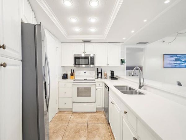 Beautiful 2 bed 2 bath Condo - Siesta Key