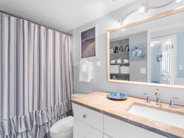Beautiful 2 bed 2 bath Condo - Siesta Key