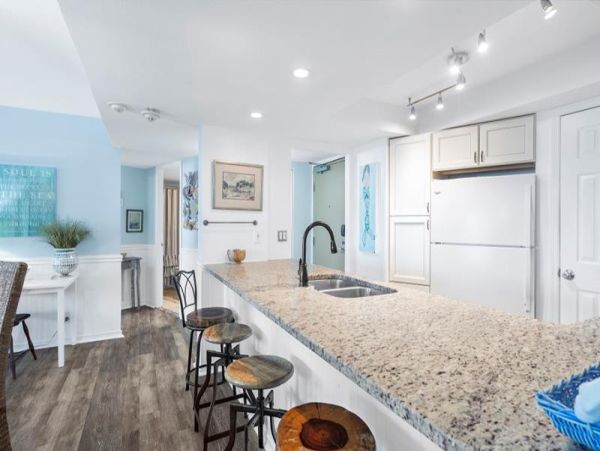 Beautiful 2 bed 2 bath Condo - Siesta Key