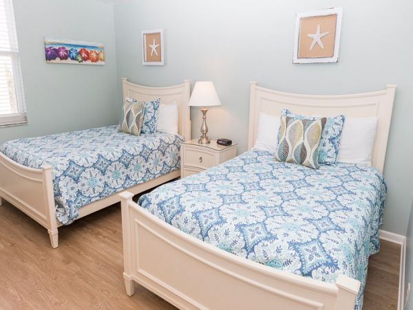 Gulf Front Siesta Key Vacation Condo Two Bedroom