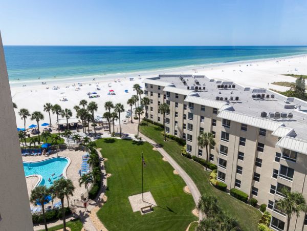 Gulf Front Siesta Key Vacation Condo Two Bedroom