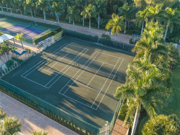 Siesta Key Vacation Rental Condo - Luxury 2-Bed Gulf View Condo