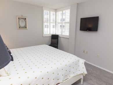 Two Bedroom For Rent on Siesta Key Amazing Pool