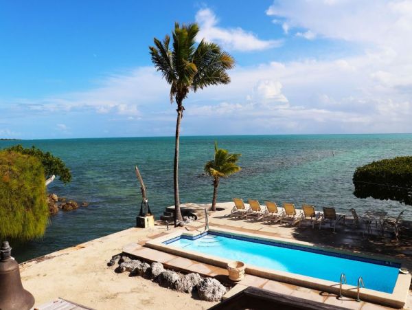 Three Bedroom Vacation Home on Water in Islamorada Sleeps 6