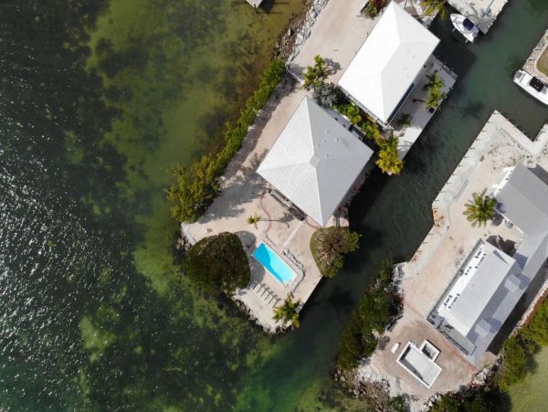 Three Bedroom Vacation Home on Water in Islamorada Sleeps 6