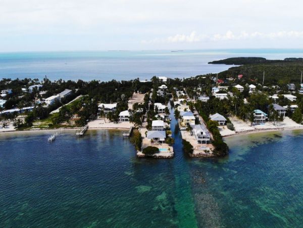 Three Bedroom Vacation Home on Water in Islamorada Sleeps 6
