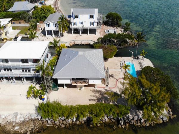 Three Bedroom Vacation Home on Water in Islamorada Sleeps 6