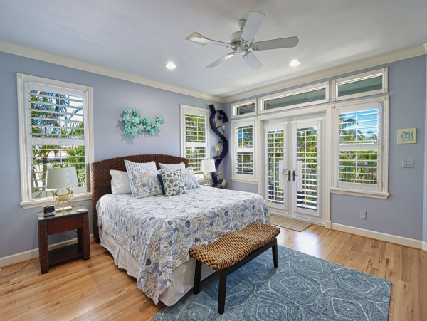 Beautifully Appointed Four Bedroom with Screened in Pool!