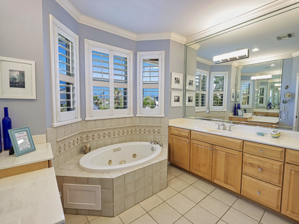 Beautifully Appointed Four Bedroom with Screened in Pool!