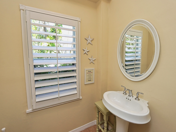 Beautifully Appointed Four Bedroom with Screened in Pool!