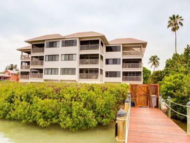 Exterior View of Captiva Rentals