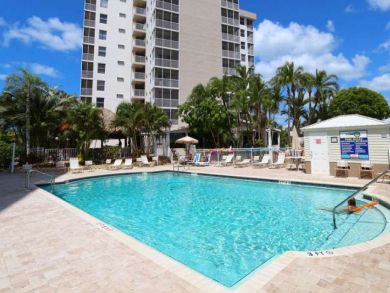 Naples Once Bedroom Great Pool It has it all