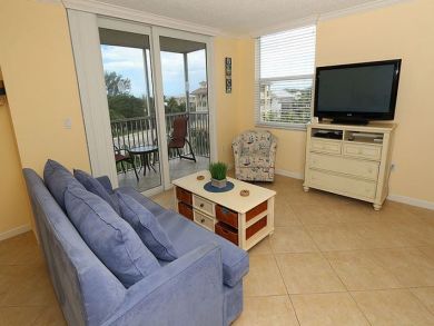 Naples Once Bedroom Great Pool It has it all