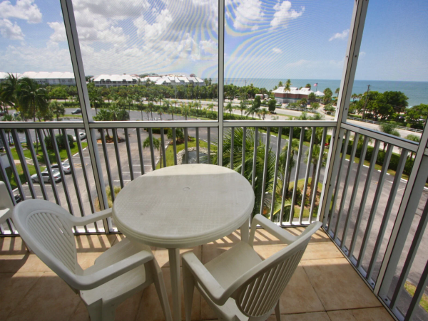 Charming Vacation Studio with Gulf Views