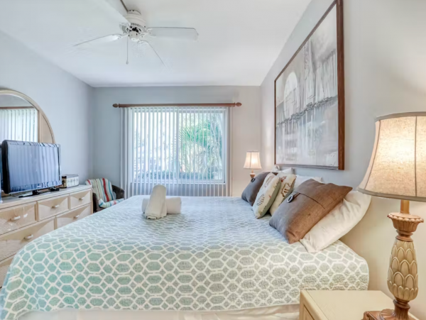 Beachfront Two Bedroom Condo on Anna Maria Island