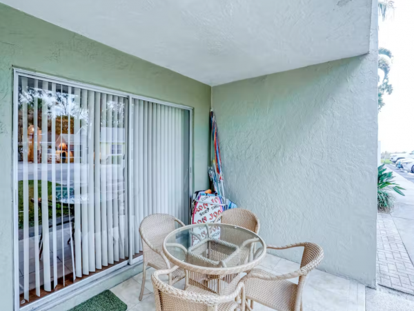 Beachfront Two Bedroom Condo on Anna Maria Island