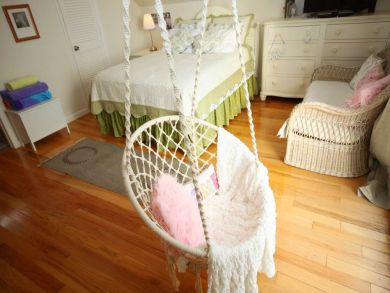 Queen Bedroom
