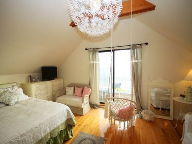 Spacious Bedroom
