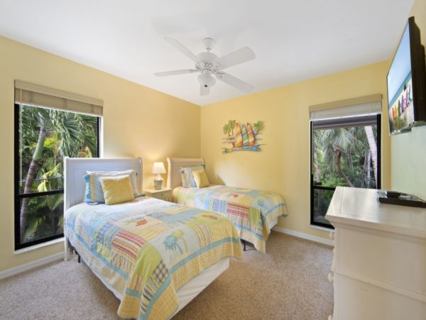 Captiva Island 3 Bedroom Beach Condo Gulf Views Sleeps Six