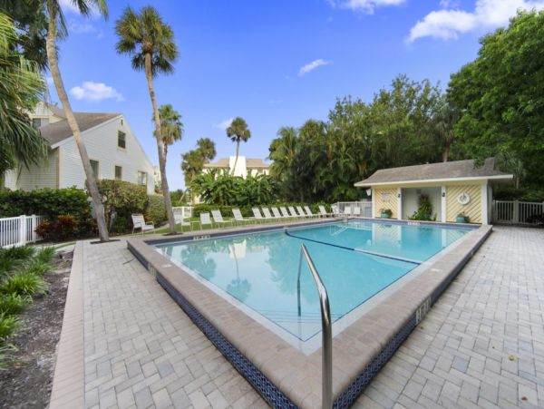 Captiva Island 3 Bedroom Beach Condo Gulf Views Sleeps Six