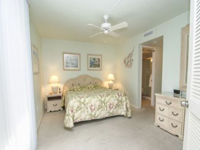 Sanibel Vacation Condo Sleeps Five Guests