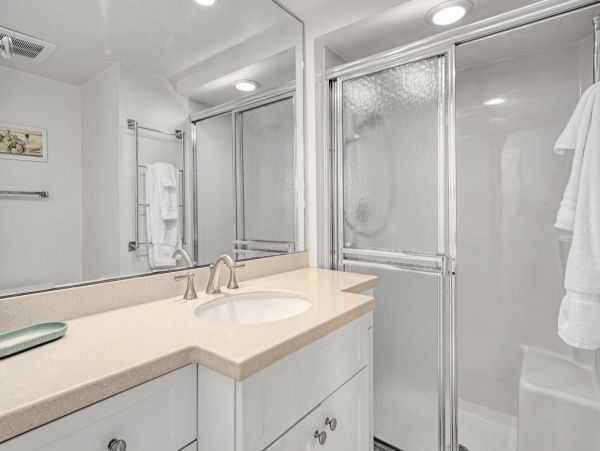 Sanibel Island Vacation Rental - Gulf Coast Beachfront Condo