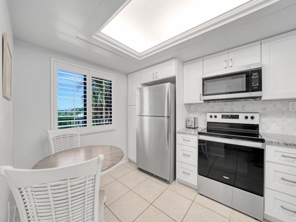 Sanibel Island Vacation Rental - Gulf Coast Beachfront Condo