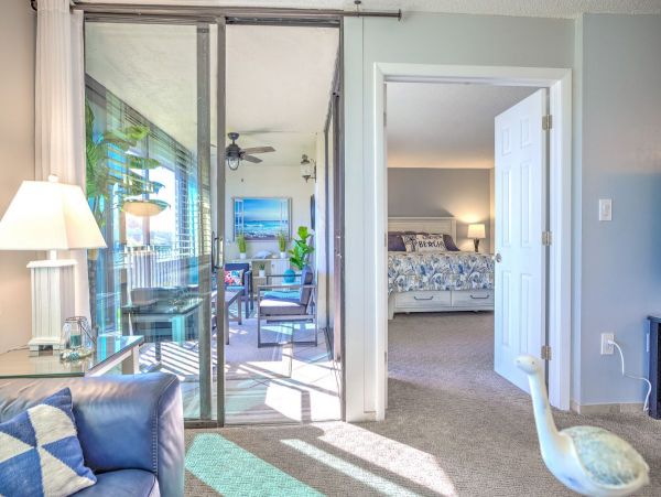 SANIBEL PENTHOUSE CONDO