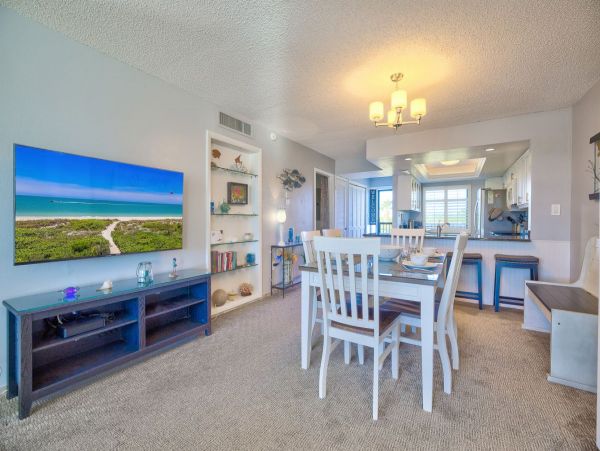 SANIBEL PENTHOUSE CONDO