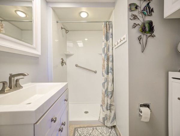 SANIBEL PENTHOUSE CONDO