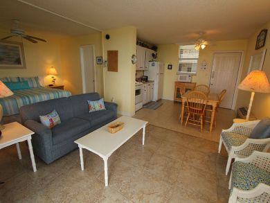 Living & Dining Area