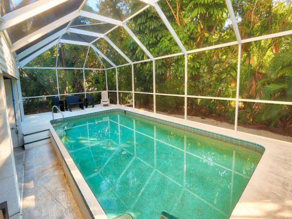 Short Walk to Beach - Captiva Vacation Home Sleeps 8 Guests