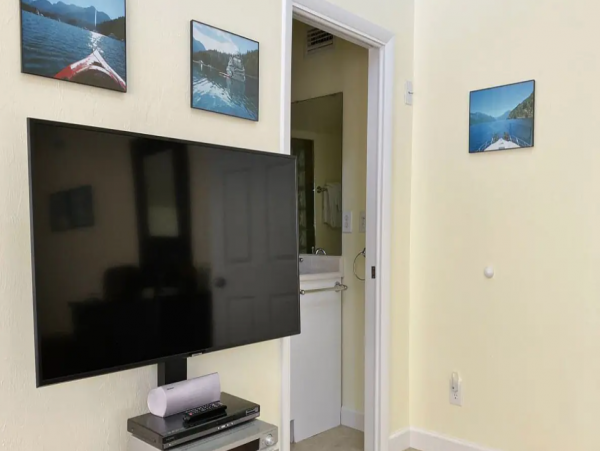 Short Walk to Beach - Captiva Vacation Home Sleeps 8 Guests