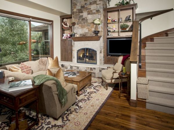 Luxury Five Bedroom Ski Vacation Rental Home in Vail Co