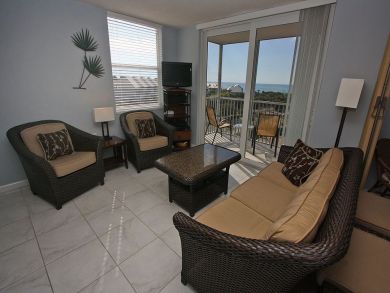 Gulf View Studio for Rent with Beach Across the Street