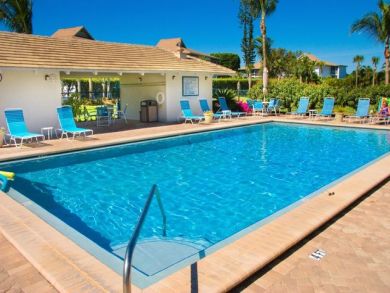 Commual Pool