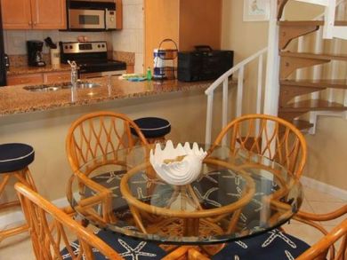 Sanibel Beach Condo for Rent- Sleeps Six Gulf View
