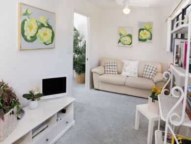 Two Bedroom Plus Den Vacation Townhom Sleeps Six Guests