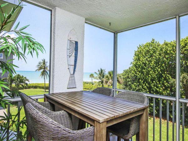 Sanibel Island Vacation Rental Gulf-Front Condo with Beach Access & Pool