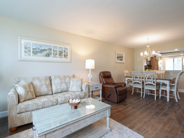 Sanibel 2 Bedroom Condo Beach Front Complex