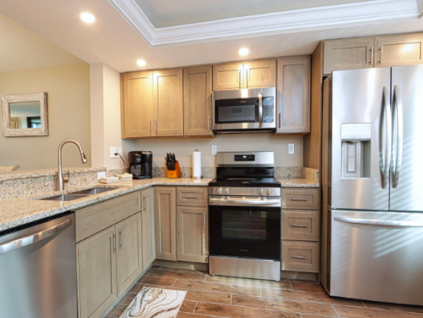 Sanibel 2 Bedroom Condo Beach Front Complex