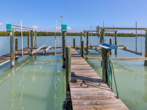Luxury Captiva Island Bayfront 3 Bedroom Rental Home With Pool