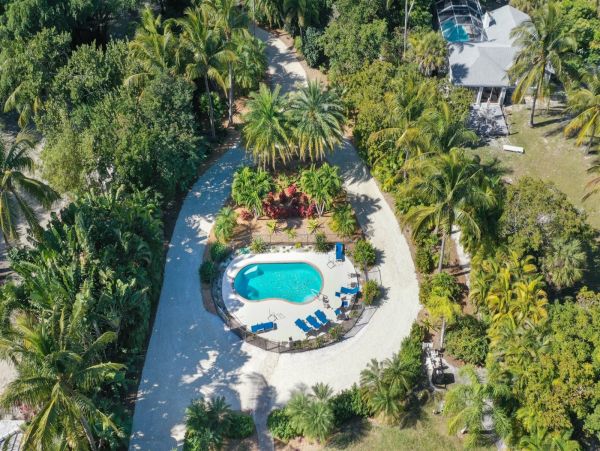 Luxury Captiva Island Bayfront 3 Bedroom Rental Home With Pool